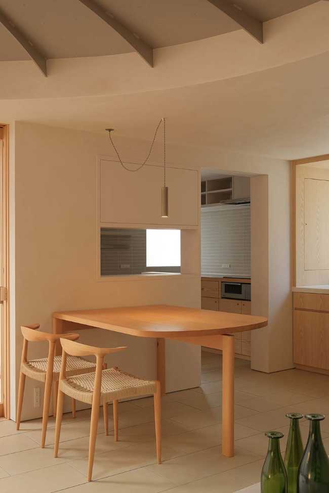Casa en Shukugawa: intimidad y naturaleza en un refugio urbano