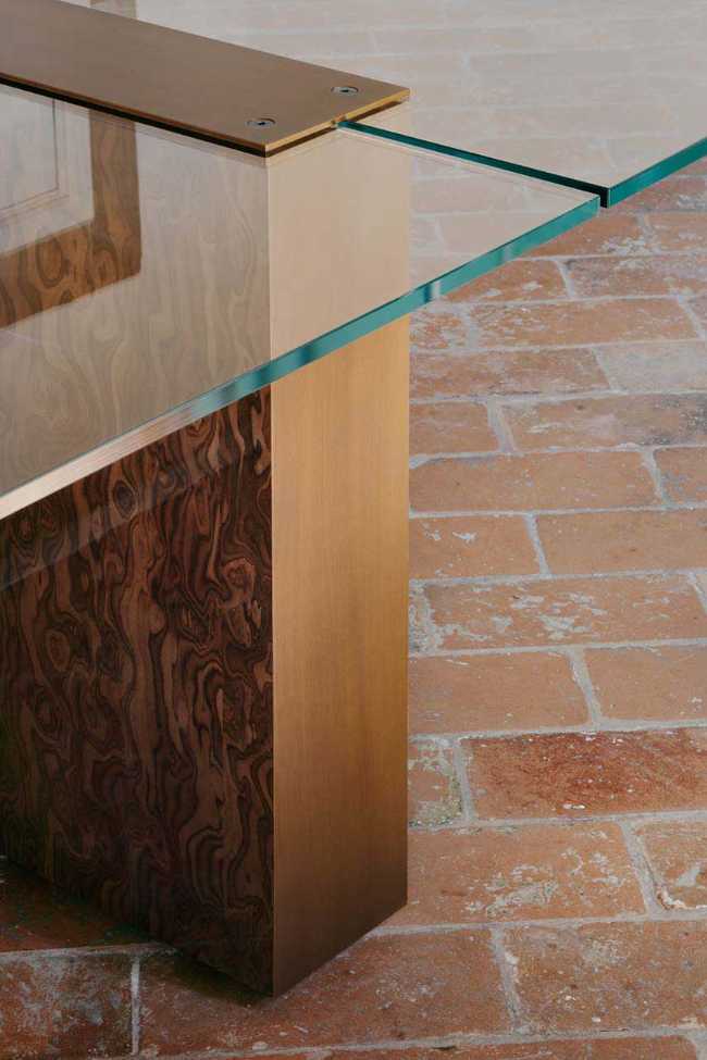 Business needs and untouchable historical heritage: the HN Headquarter