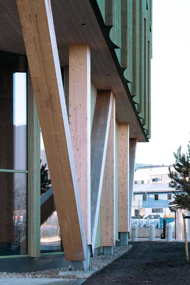 Edificio per uffici LUMBER 4. L’innovazione passa dal legno