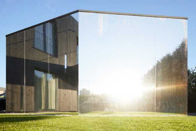 Birdhouse: le scale si fanno da parte, lo spazio comune è protagonista