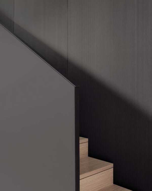 A border house: sustainable architecture between Italy and Switzerland