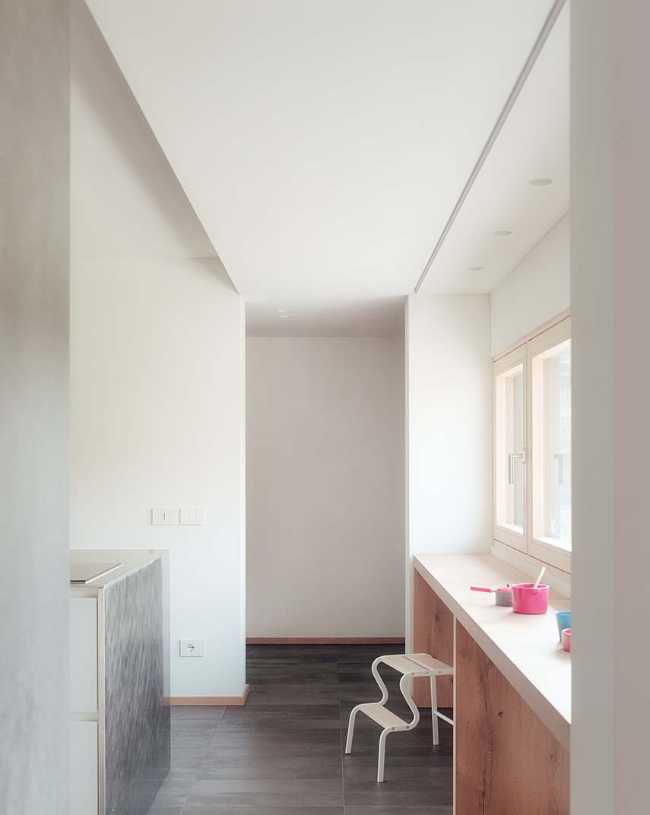 A border house: sustainable architecture between Italy and Switzerland