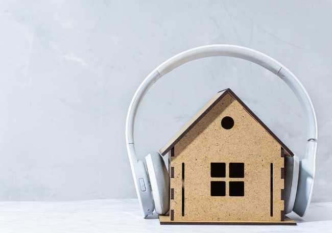Pareti divisorie per l’isolamento acustico. Tra normativa, soluzioni e casi studio