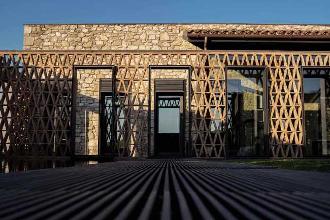 Complesso residenziale ad Asproli | il borgo tra storia e modernità