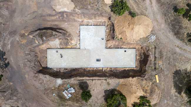 150 Melides : une résidence contemporaine entre nature et design fonctionnel