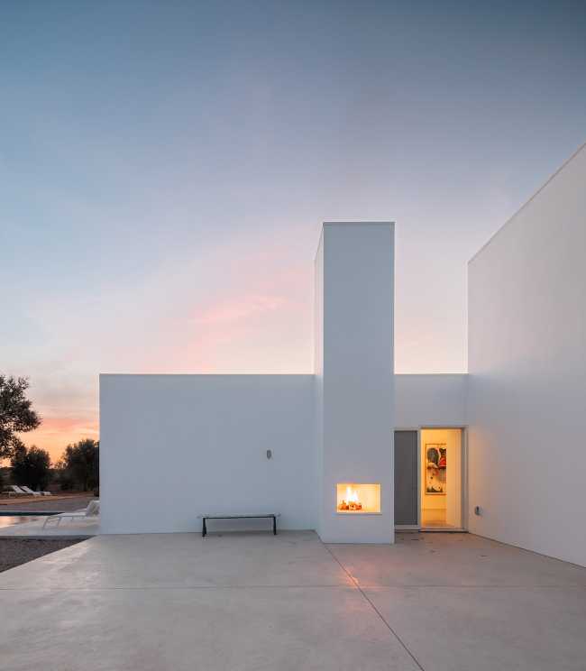 150 Melides : une résidence contemporaine entre nature et design fonctionnel