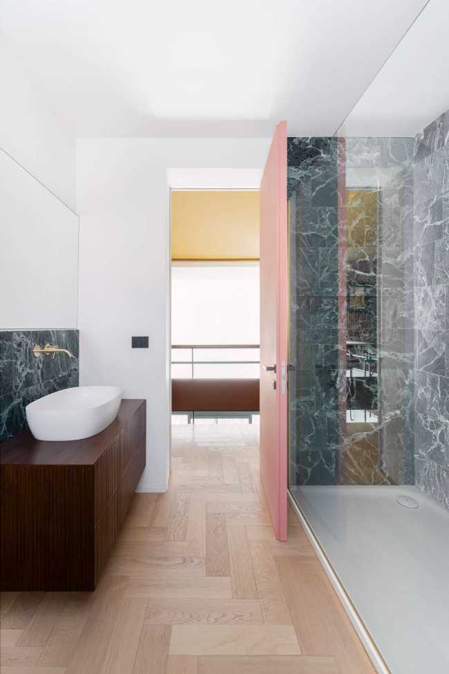 Architecture intemporelle: la rénovation d'un chef-d'œuvre du XXe siècle.