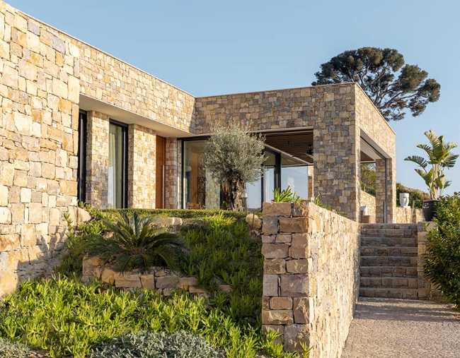 Villa Selvadolce: a refuge of peace and nature between sky and sea