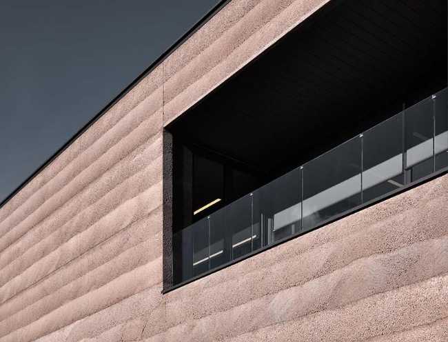 Centro di Protezione civile Renon. Scultoreo simbolo di collaborazione