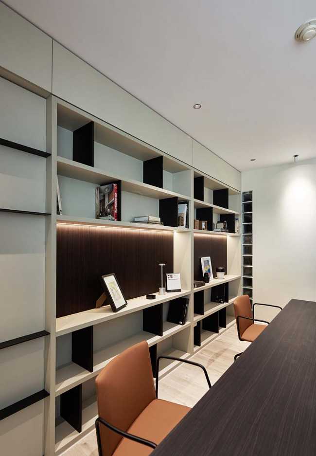 A1208PP apartment in Vietnam. Yin and Yang design with sacred space