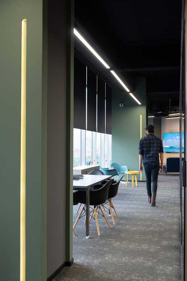 Corporativo P8. Design per la produttività con accenti di verde