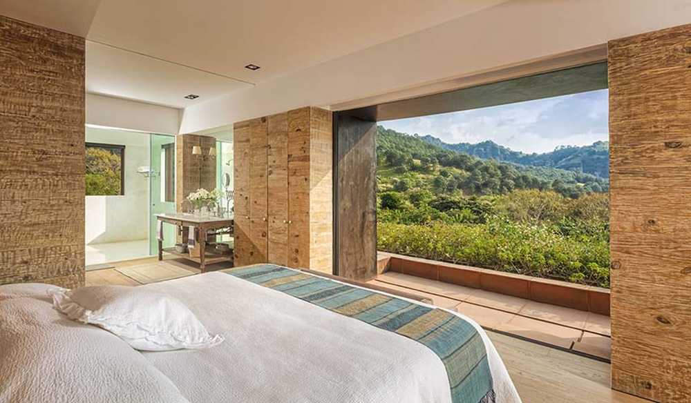 Natural atmosphere of Casa M. Interiors and exteriors without boundaries