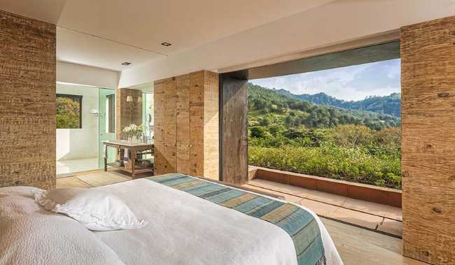 Natural atmosphere of Casa M. Interiors and exteriors without boundaries