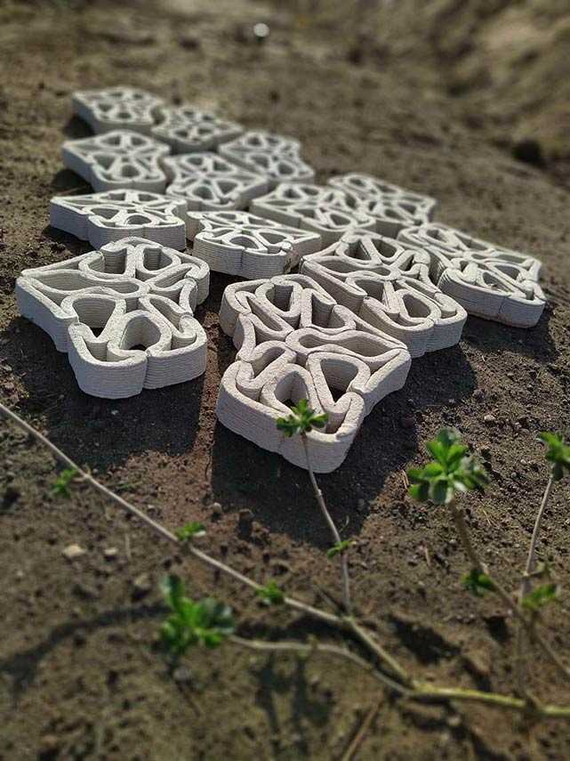 Inspired by roots the biodegradable reinforcing tiles Stroncq