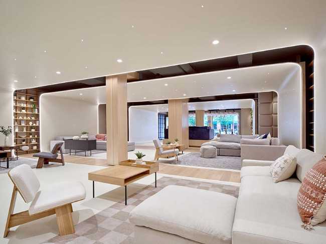 Cozey Flagship Experience Centre. Retail space from digital