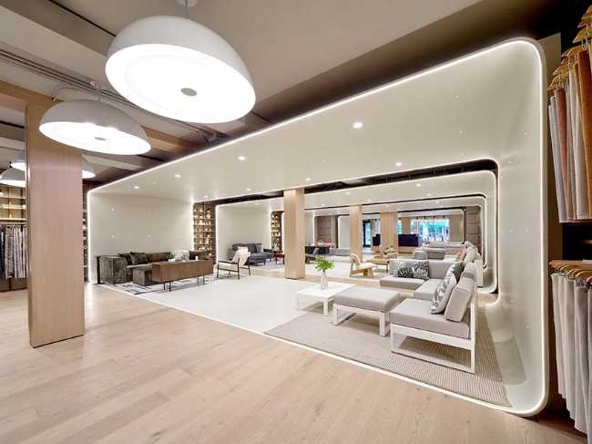 Cozey Flagship Experience Centre. Retail space from digital