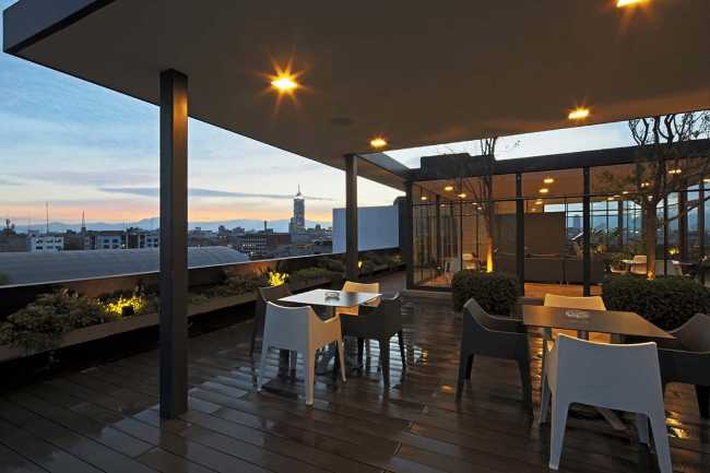 Reconnection of the historic building Perù 87 with life and the city