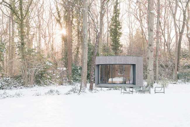 Suite LumiPod5 tra interno ed esterno nella tenuta di  Villa Besson