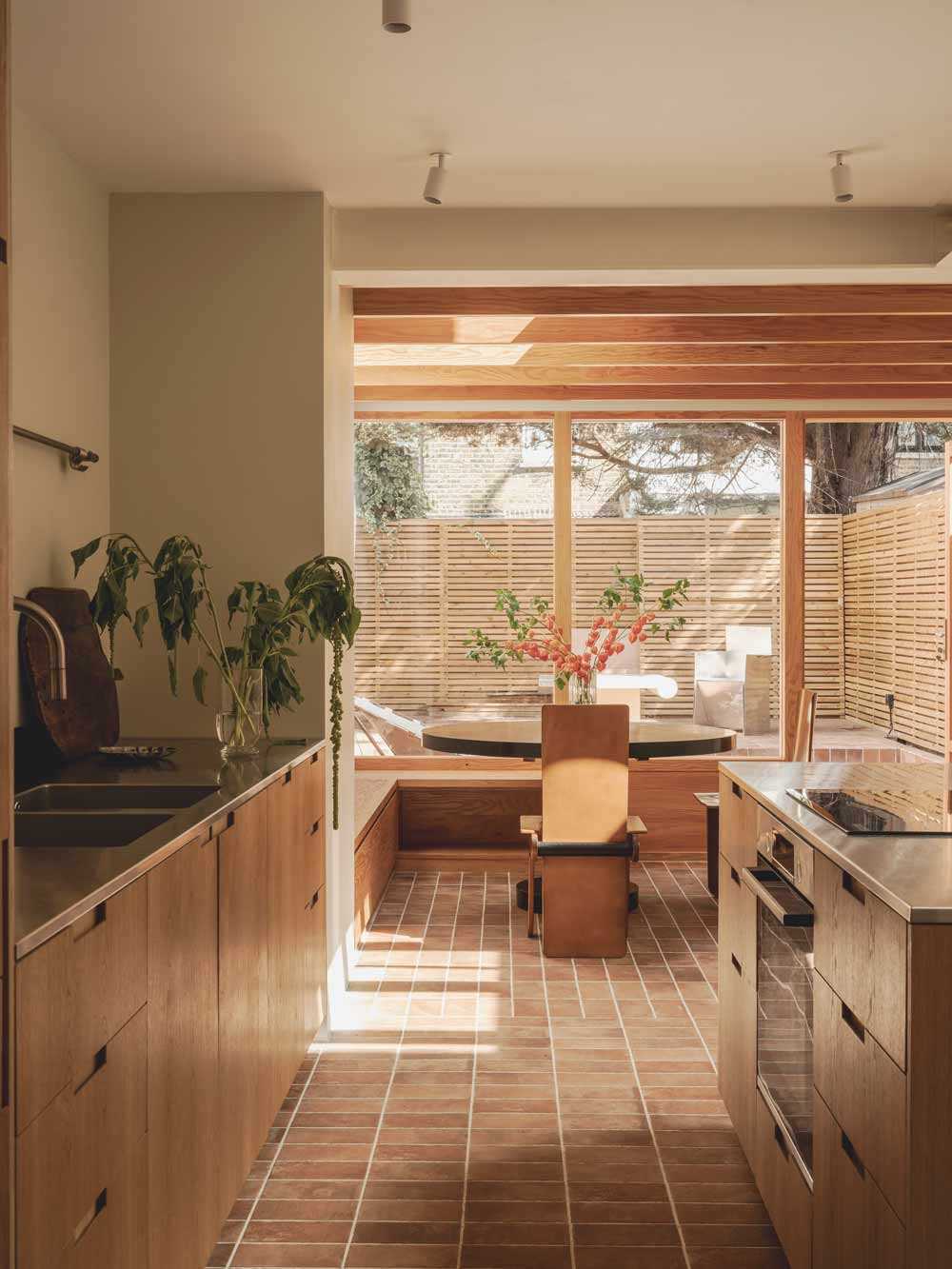 How to modernize a Victorian house with an extension?Jackson House