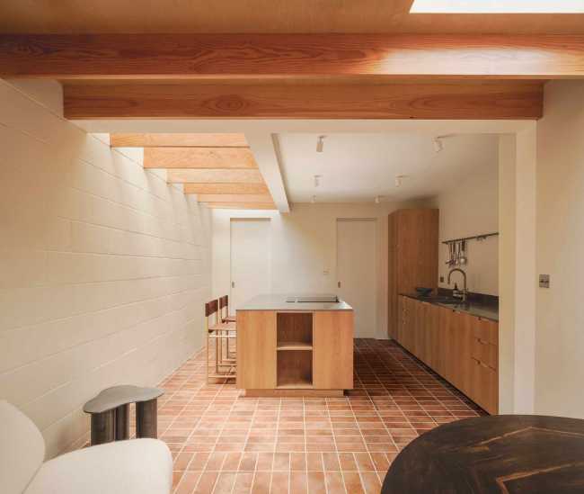 How to modernize a Victorian house with an extension? Jackson House