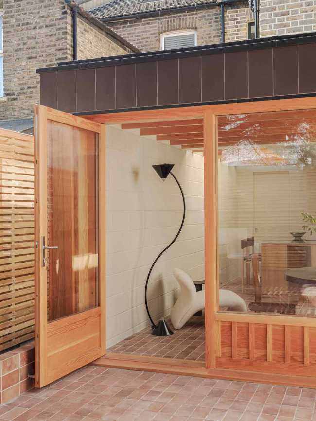 How to modernize a Victorian house with an extension? Jackson House