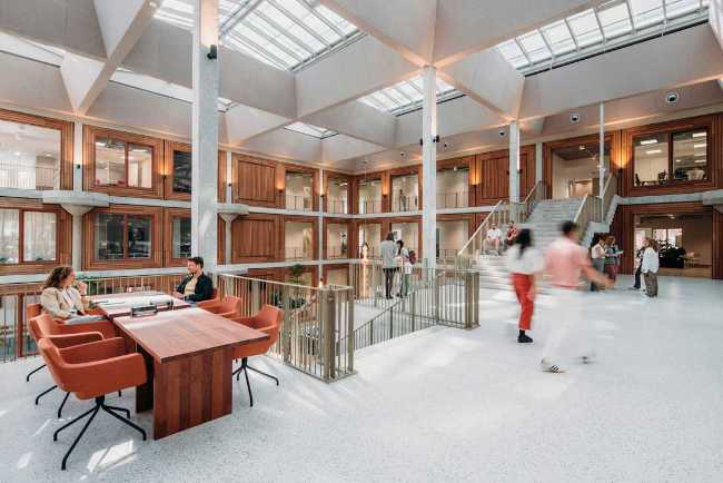 Diálogo con el pasado en el proyecto Completion of Herta Mohr Building