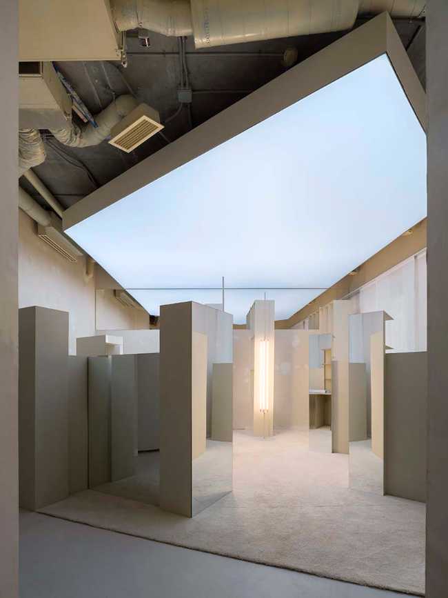 Oficina inspirada en el Suprematismo - SLAVA 2024 en Moscú