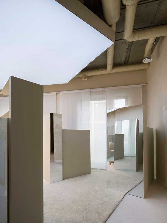 Oficina inspirada en el Suprematismo - SLAVA 2024 en Moscú