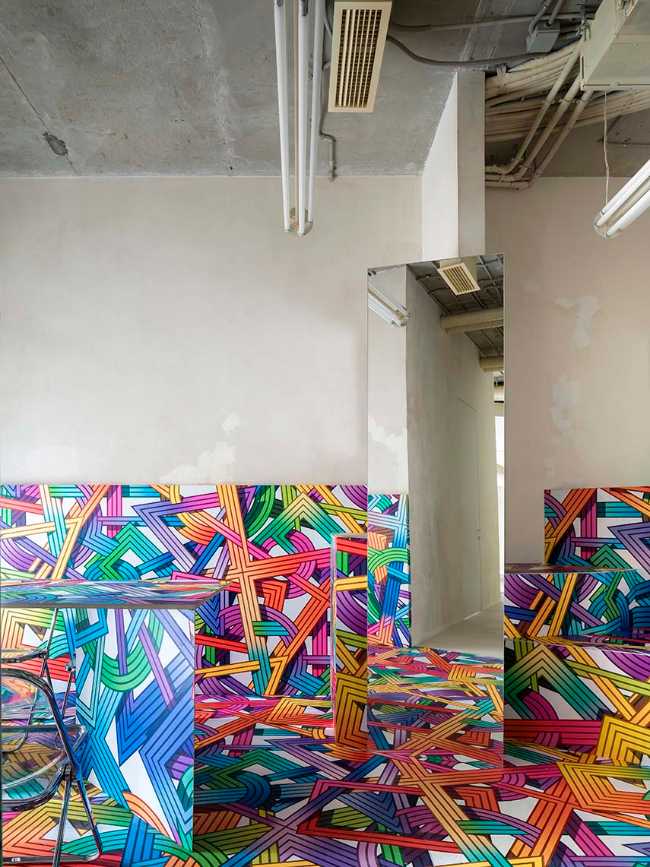 Oficina inspirada en el Suprematismo - SLAVA 2024 en Moscú