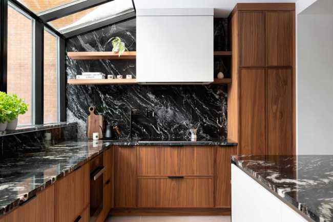 La Maison Côte-Sainte-Catherine : lumière et poésie dans un espace retrouvé