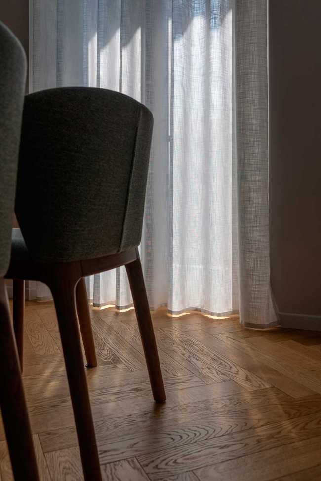 Elegancia y luz: VTR, un apartamento de los años '20 renace en Milán.