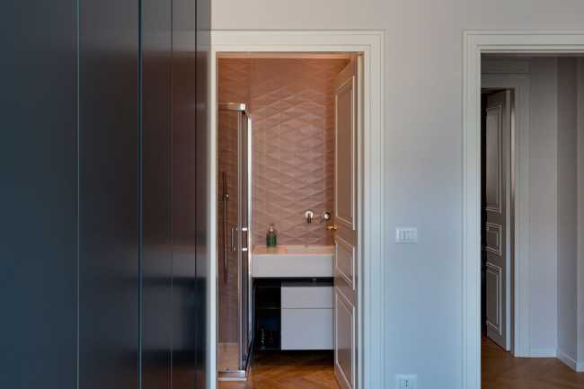 Elegancia y luz: VTR, un apartamento de los años '20 renace en Milán.