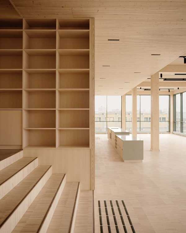 HasleTre: el edificio comercial desmontable y reciclable de madera