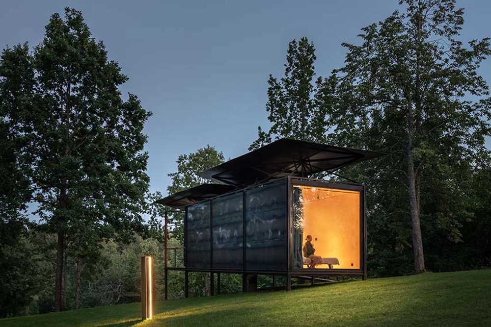 Módulo habitacional transportable en una carcasa metálica: 019 Cabin