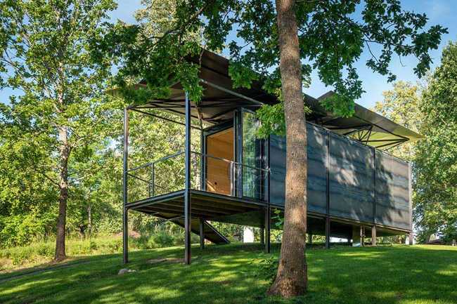 Módulo habitacional transportable en una carcasa metálica: 019 Cabin