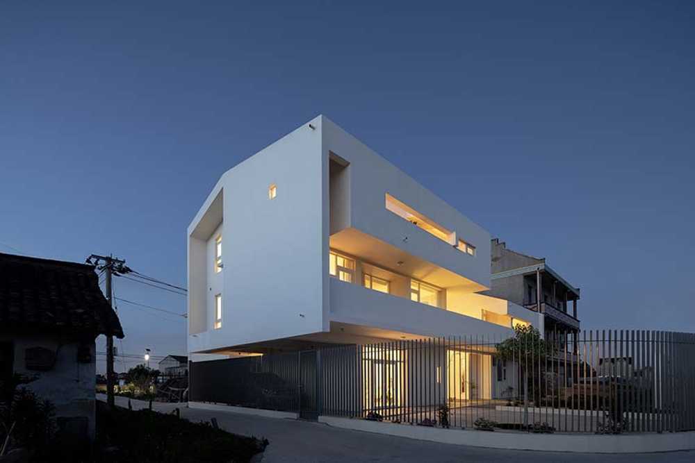 Villa Pudong a model of a country house for contemporary China