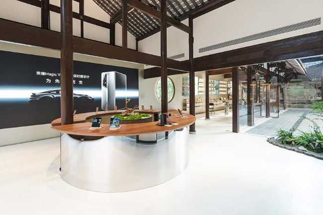 HONOR Flagship Store a Chengdu: tra brand storytelling e spazi unici