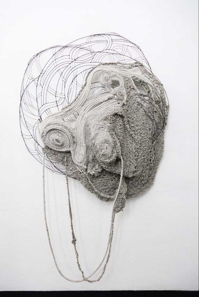 U INVERSE | Interweaving of matter between lights and shadows brings art into everyday life