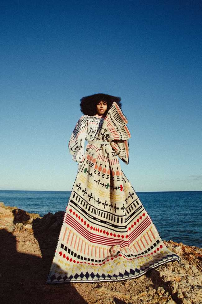 Le fil de la mémoire : l'art textile de Caterina Frongia