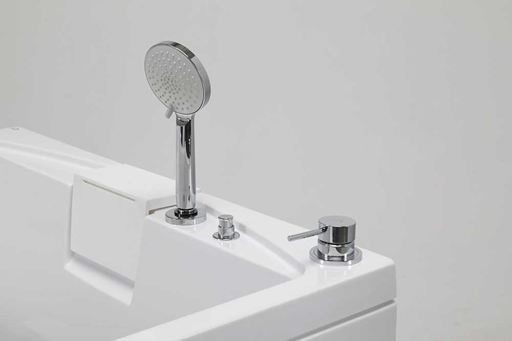 Shower Tray 650 Evo: compact design and accessible for any space