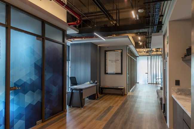 Interior aziendale per un’immagine elegante e temprata: Serfimex