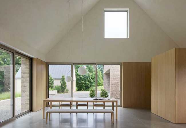 House Des Lauriers: tradition and modernity in Canada