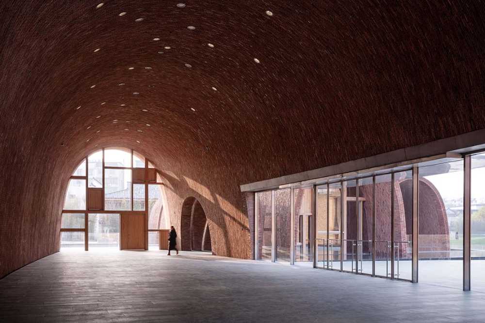 The arches of the Jingdezhen Imperial Kiln Museum evoke tradition