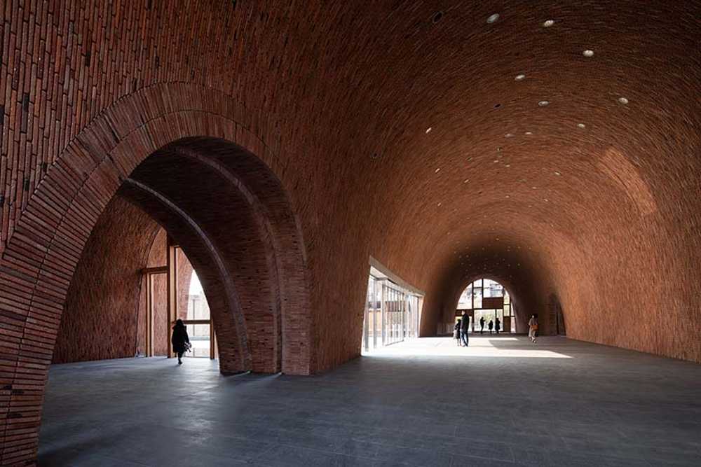 The arches of the Jingdezhen Imperial Kiln Museum evoke tradition