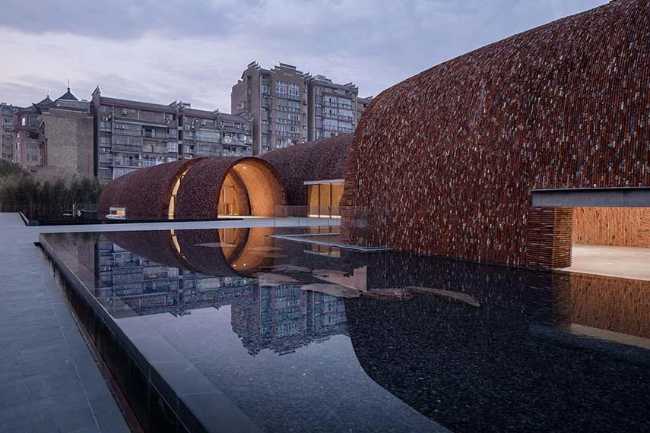 The arches of the Jingdezhen Imperial Kiln Museum evoke tradition