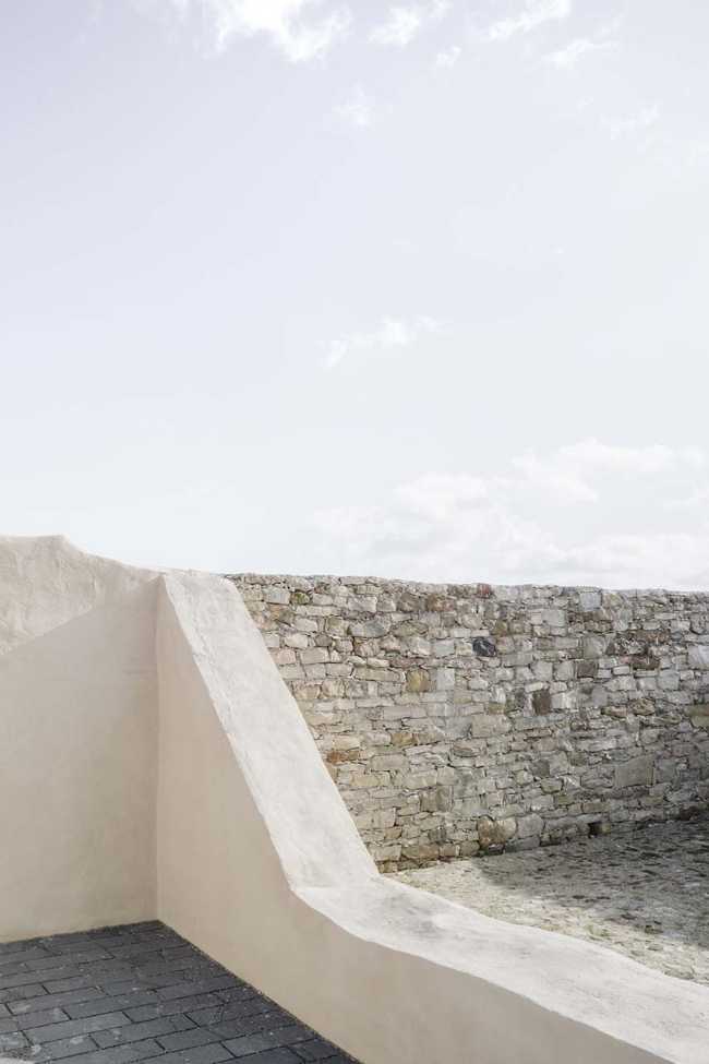 Valeur symbolique des ruines et régénération urbaine à Simala