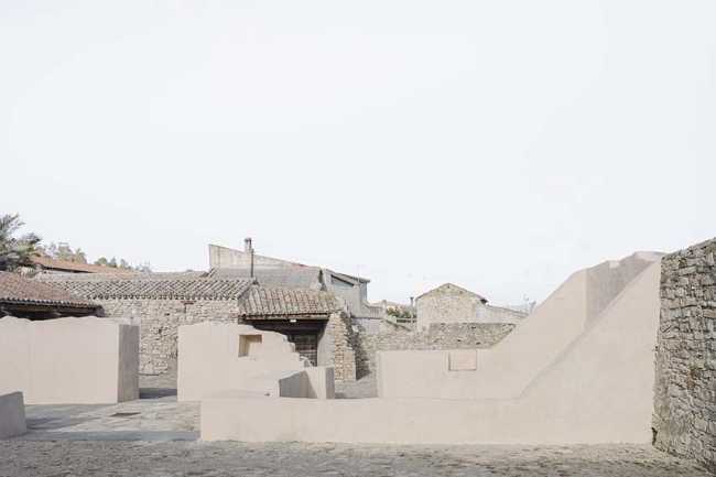 Valeur symbolique des ruines et régénération urbaine à Simala