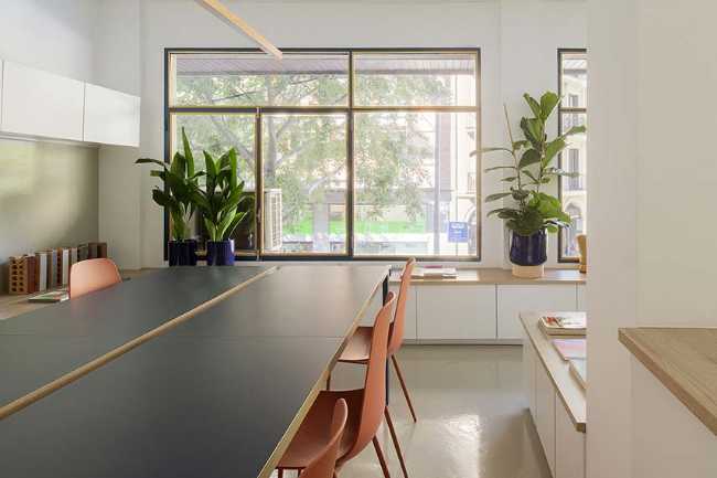 From the plot to the project: El Despatx is reborn in Barcelona