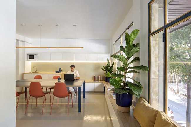 From the plot to the project: El Despatx is reborn in Barcelona