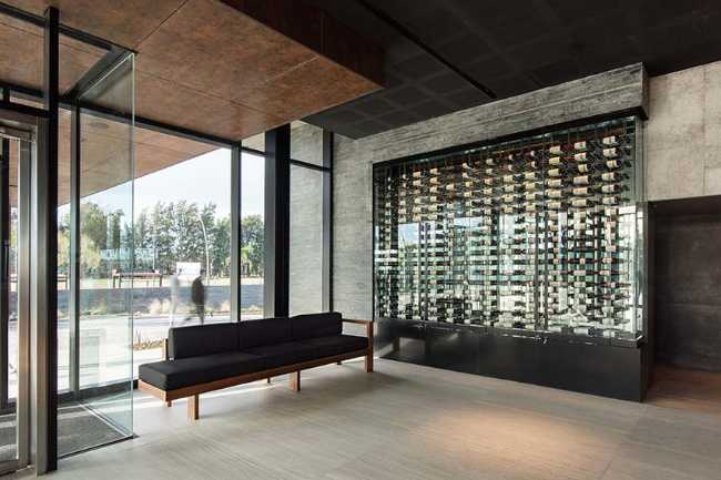 Kansas Restaurant: organic architecture between water and nature